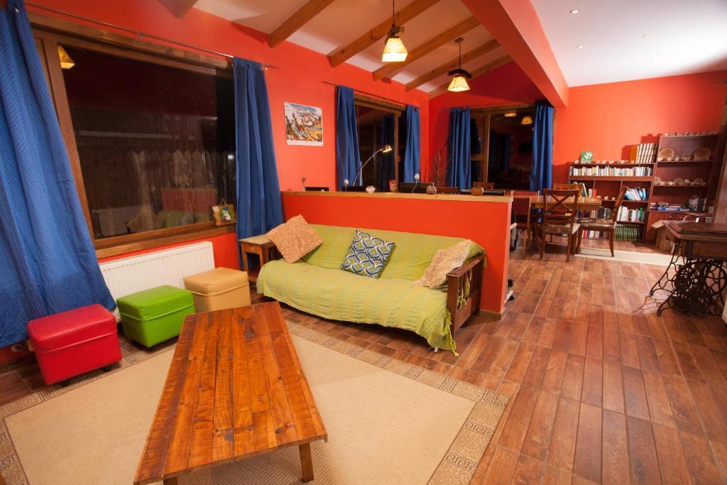 Bed and Breakfast The Singing Lamb Puerto Natales Exterior foto