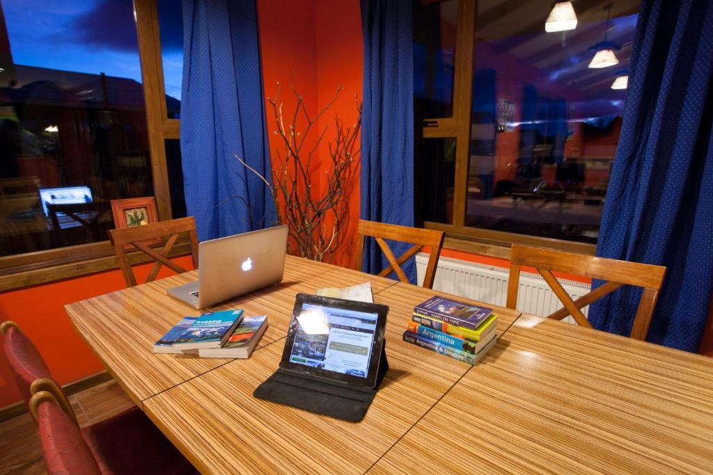 Bed and Breakfast The Singing Lamb Puerto Natales Exterior foto